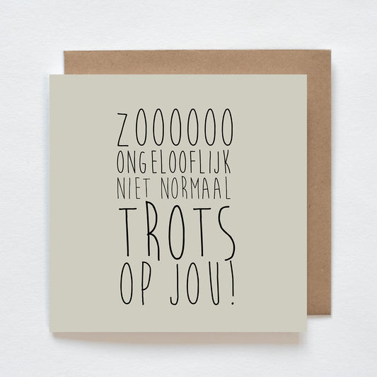 Lieve kaart om te laten weten hoe trots je op iemand bent. Perfect voor diploma’s, nieuwe stappen of gewoon zomaar. Warm, motiverend en vol liefde.