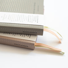 Afbeelding in Gallery-weergave laden, Dagplanner (Beige cover)
