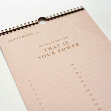 Afbeelding in Gallery-weergave laden, Inspirerende kalender met mooie quotes gemaakt door Leukigheidjes
